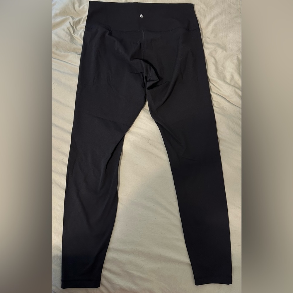 Lululemon Wunder Under leggings. Size 12.